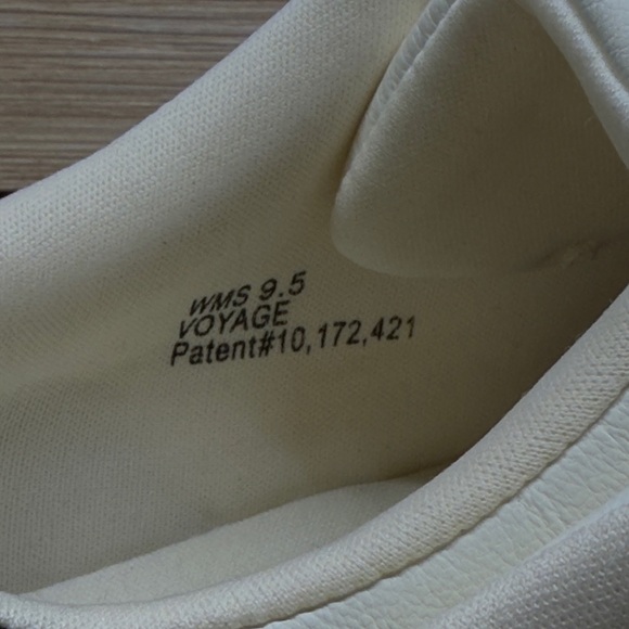 DV by DOLCE VITA Voyage Sneakers Grey Multi Size 9.5 - Picture 5 of 10